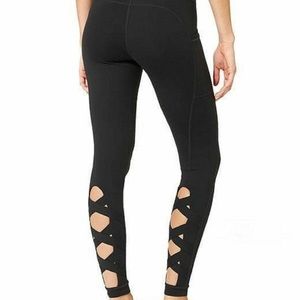 Athleta High Rise Cut Out Chaturanga Tight M Black